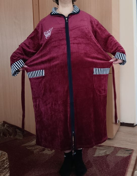 Велюровый халат Батал