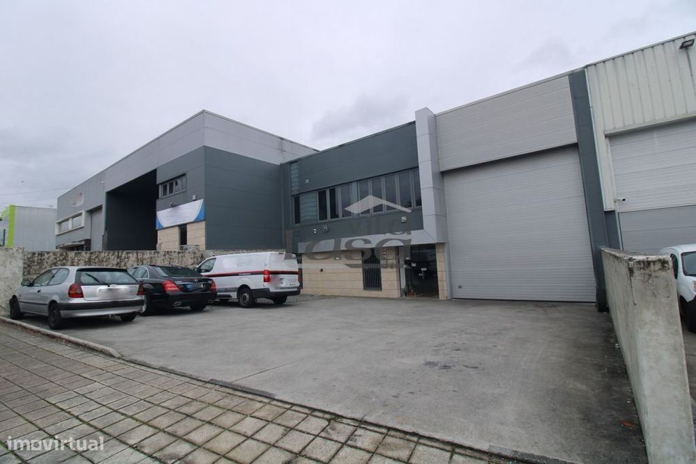 Industrial Warehouse in Alfena Industrial Zone