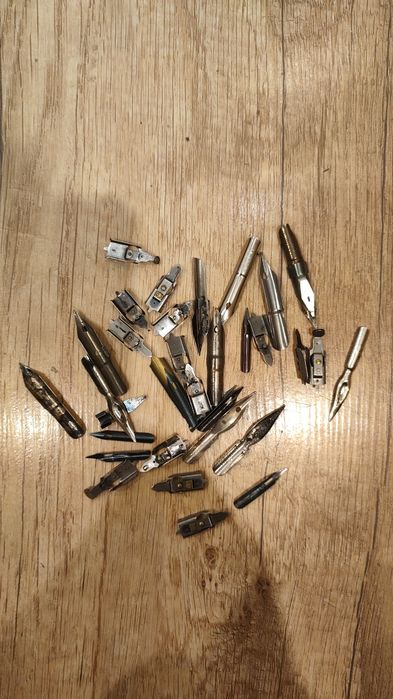 Stalówki różne kilkadziesiąt sztuk