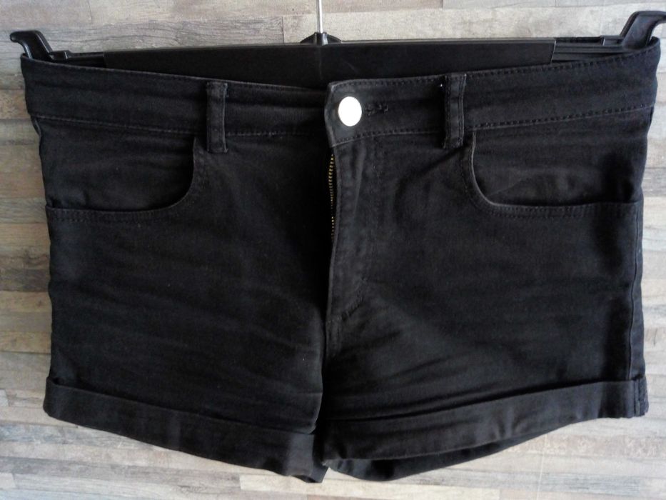Krótkie spodenki jeans czarne - H&M - rozm.14
