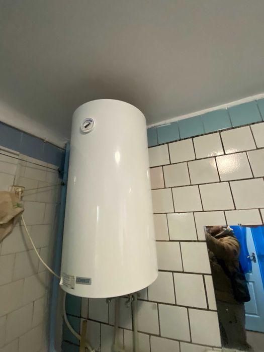 Кімната в гуртожитку біля ХНУ Інститутська Пд-Захід