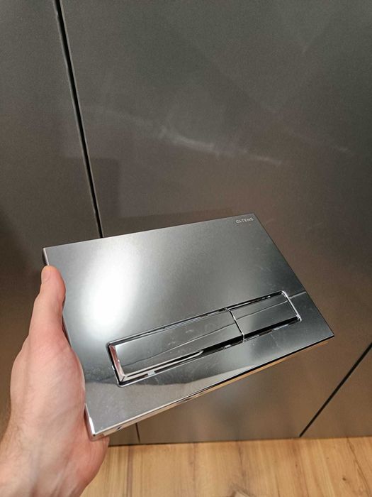 Przycisk spłukujący Oltens Torne