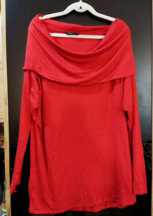Czerwona bluzka 2XL