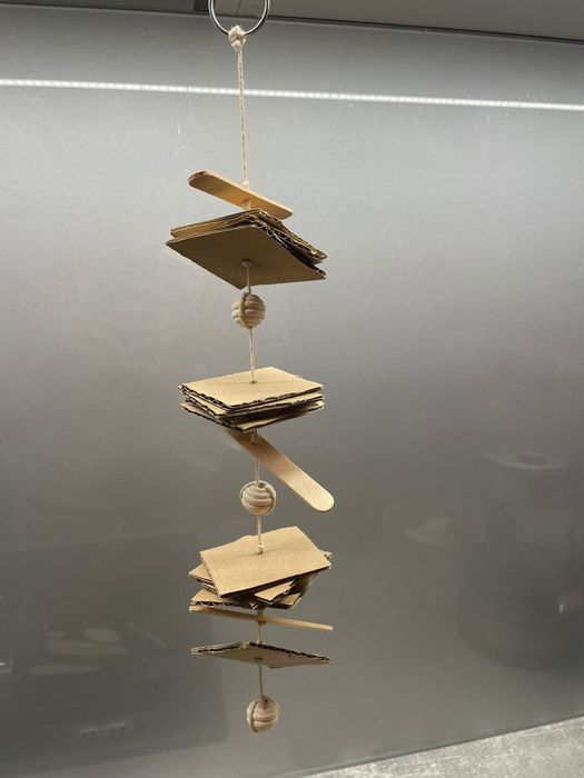 Zabawka dla małych papug