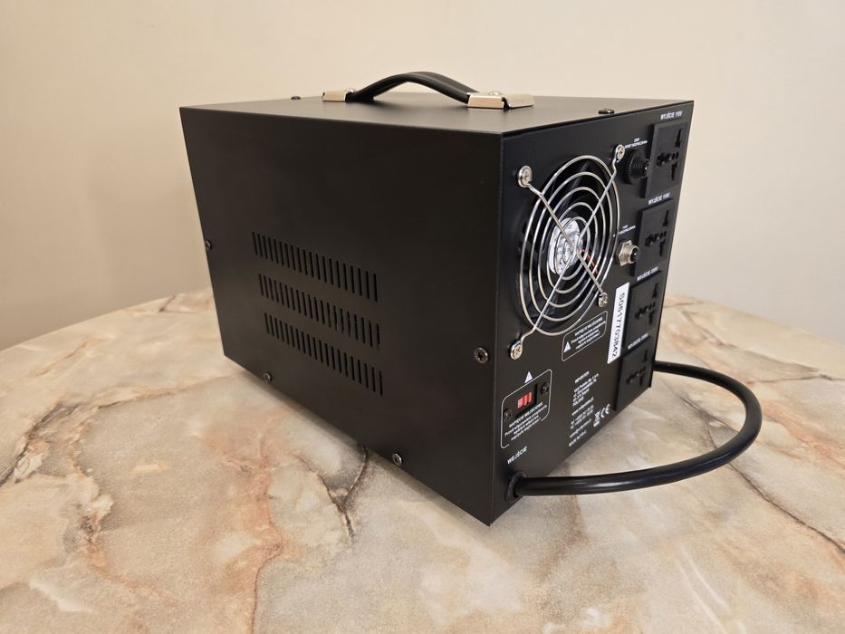 Перетворювач напруги Volt Polska VP3000