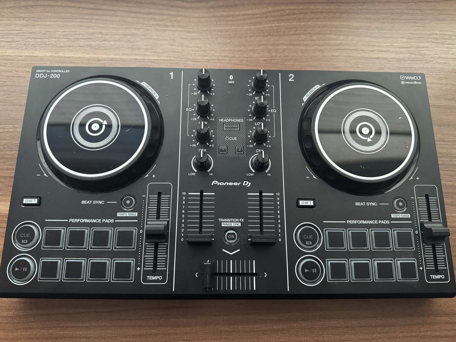 Konsola DJ Pioneer DDJ-200