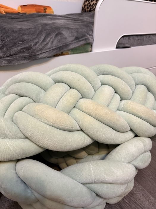 Бортики в дитяче ліжко