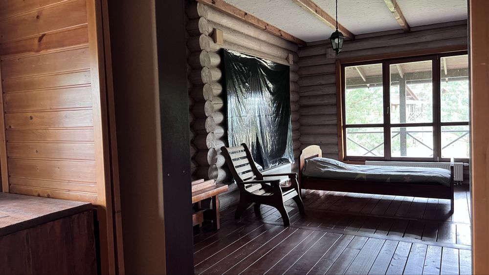 Продаж готельно-ресторанного спа комплексу в Сухолуччі