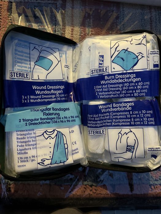 Автомобільна аптечка JAGUAR Оригінальна