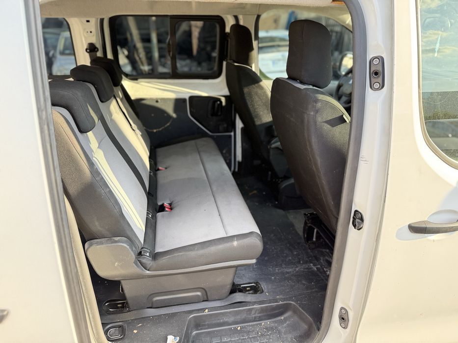 Wynajem Busa Peugeot Expert 5 osobowy Faktura VAT brygadowka