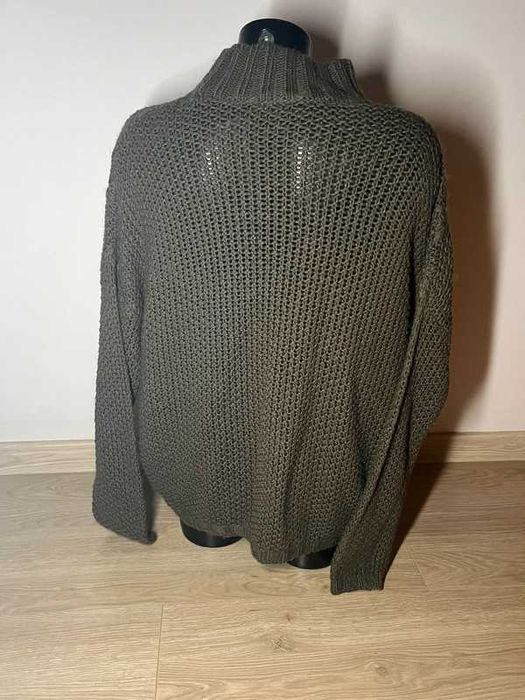 Sweter damski uniwersalny