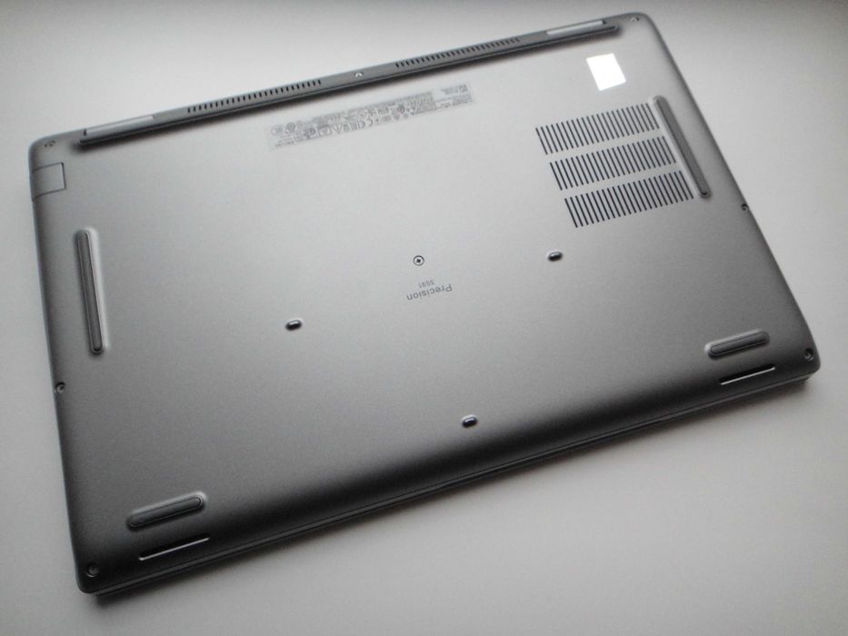 Dell Precision 3591 Ultra 7 165H RTX 2000 Ada (4060 RTX 8Gb) 4G LTE