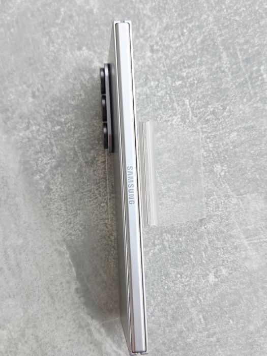 Samsung Galaxy Z FOLD 7 12/256Gb Silver Shadow. 2 фізичні сім та eSIM