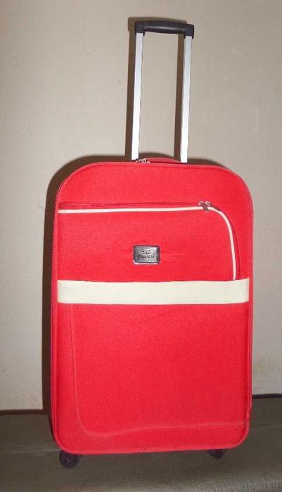 Чемодан большой тканевый красный, 4 колеса, размер корпуса 60Х40Х23 см