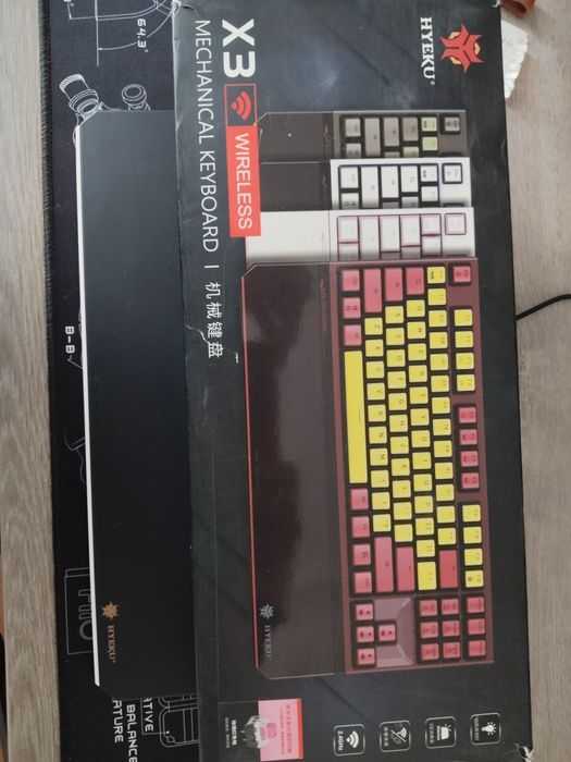 Продам мышку Delux M900 PRO red, клавиатуру Hexgears X3