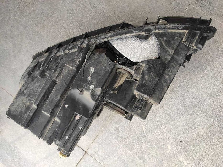 Фара права Volkswagen Jetta 6 2010-2019 USA, під ремонт