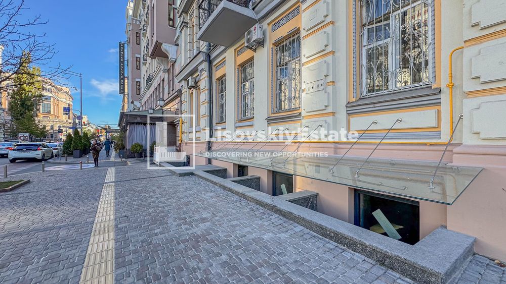 Без% Сдам Помещение 240м2, Чикаленка 31. Премьер Палац, Льва Толстого