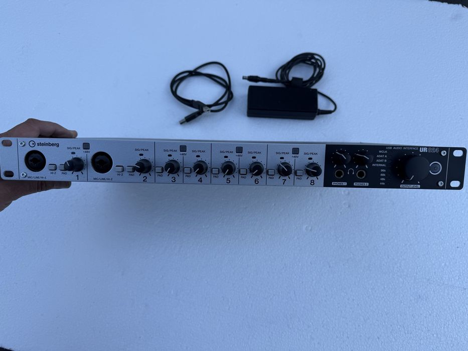 Interfejs STEINBERG UR824