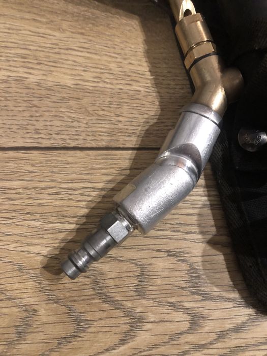 Przeplywowy podgrzewacz powietrza do przylbic 3M typu speed glass