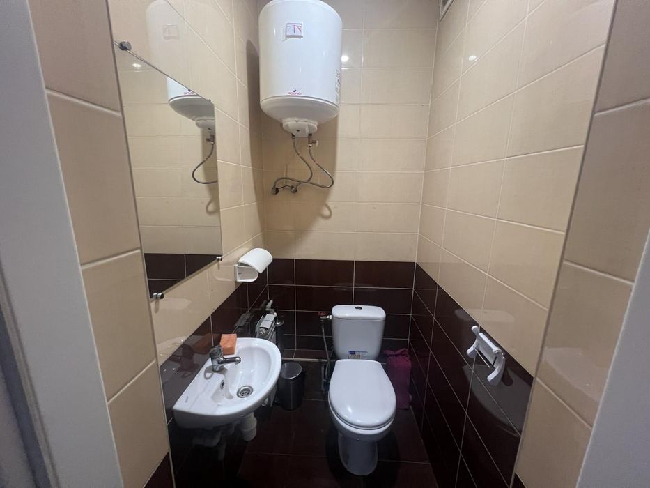 Продаж фасадного офісу 130 м² — вул. В. Лобановського (р-н Металургів)