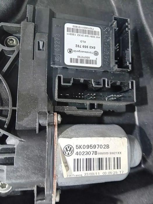 Motor e Elevador de Vidro de Porta Frente Esquerdo VW Golf 6 VI