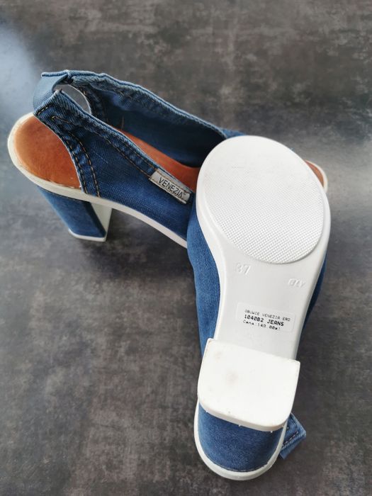 Nowe sandały Venezia r.37