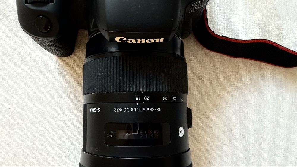 Kit Canon EOS 800D + Sigma 18-35mm f/1.8 Art + 50mm + RØDE