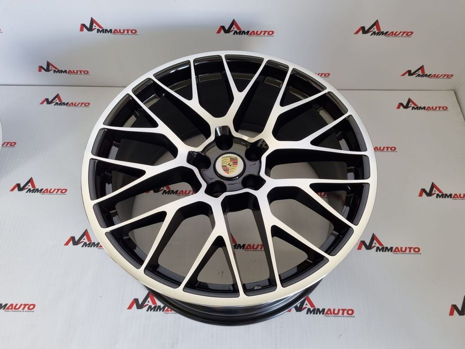 Jantes Porsche Macan RS Spyder Preto Polido 20