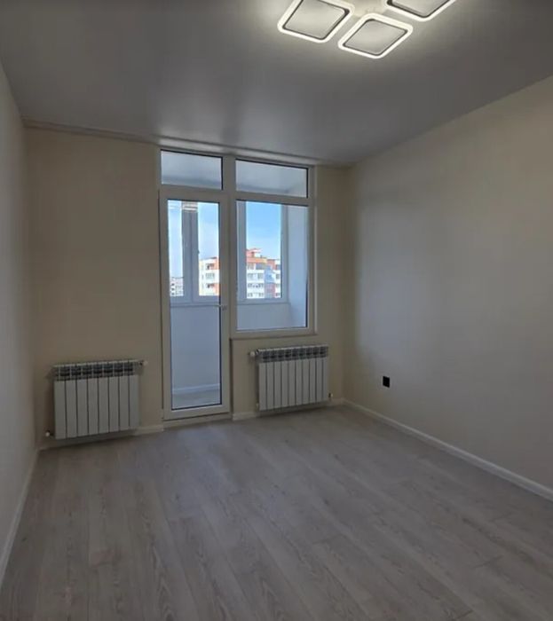 Продаж 3к квартири 75 кв. м на вул. Тролейбусна