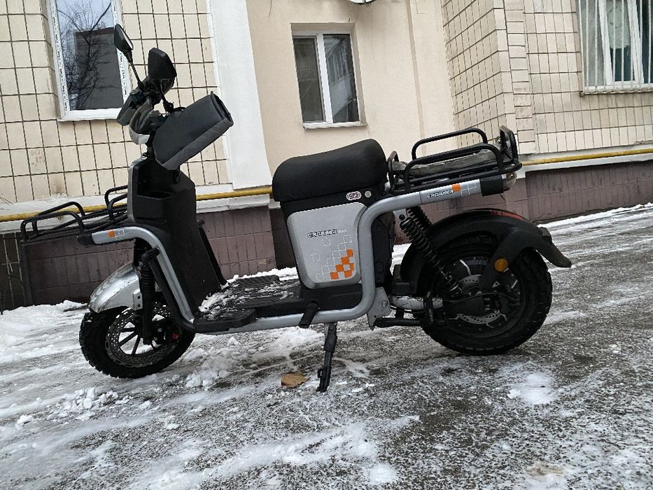 Оренда/прокат Електроскутери