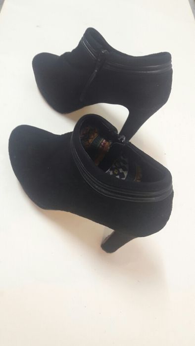 Botins de salto alto n.37
