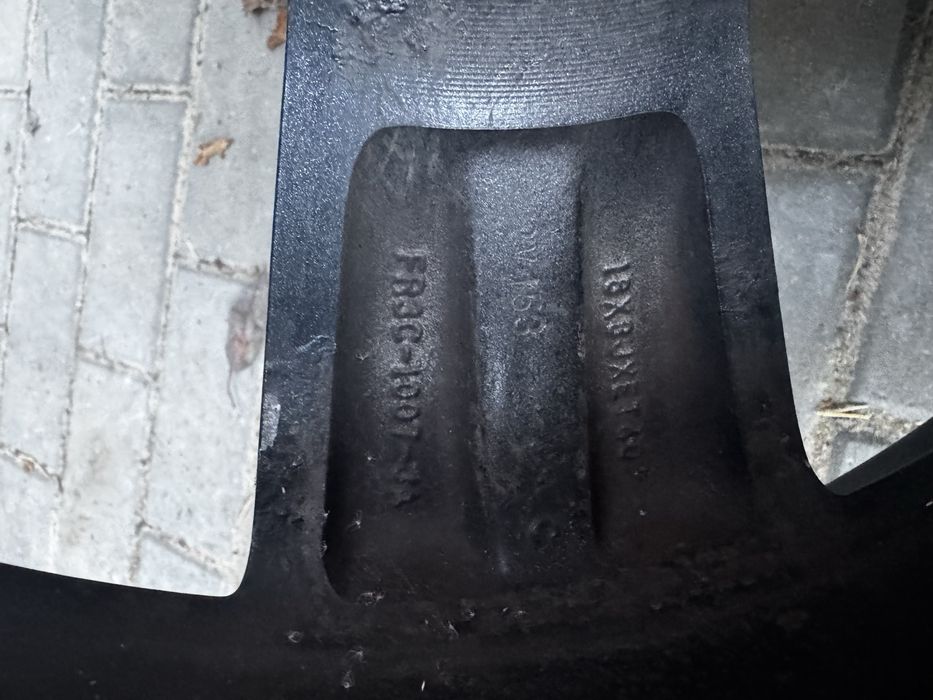 Felgi mustang 5x114 18 cali zima