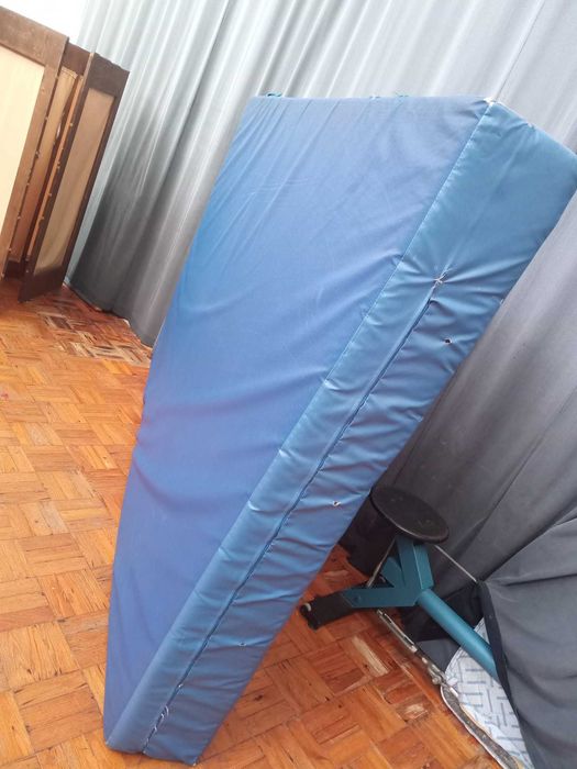 Colchão com capa Reforçada 300X200X40CM