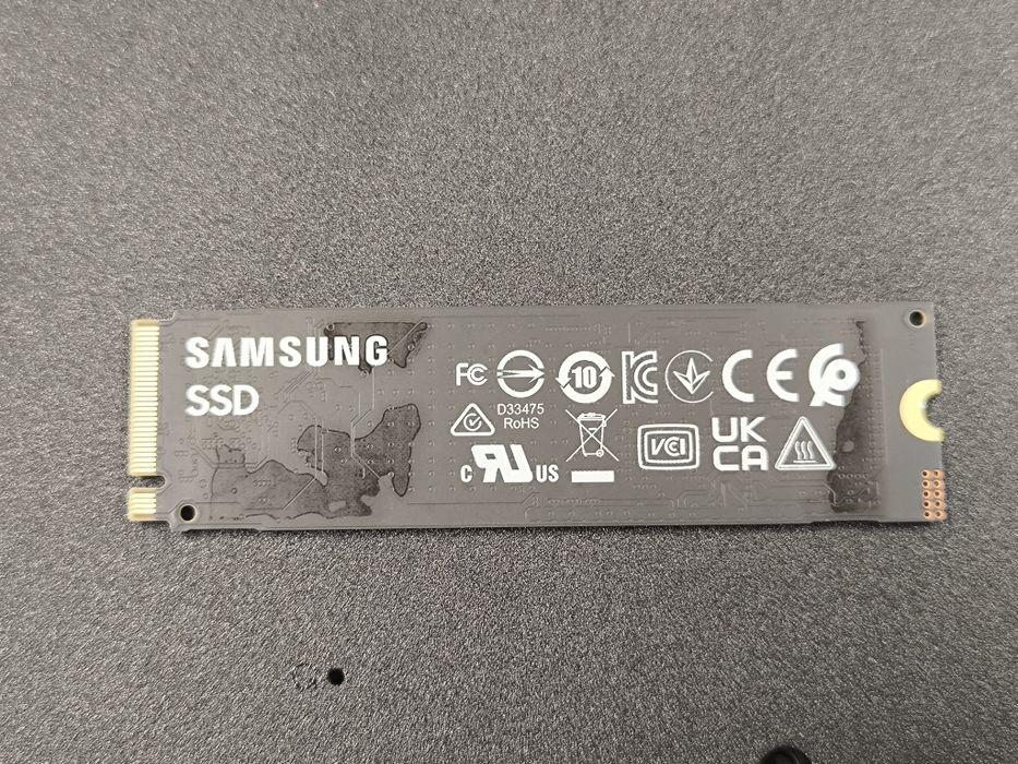Disco SSD Samsung PM9C1b 1TB NVMe Gen4 M.2 - NOVO!