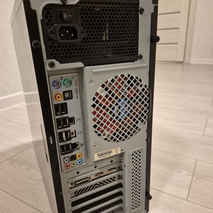 Продам ПК в сборе,  но без жесткого диска