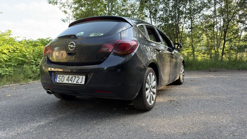 Opel astra J 2010 1.6t lpg