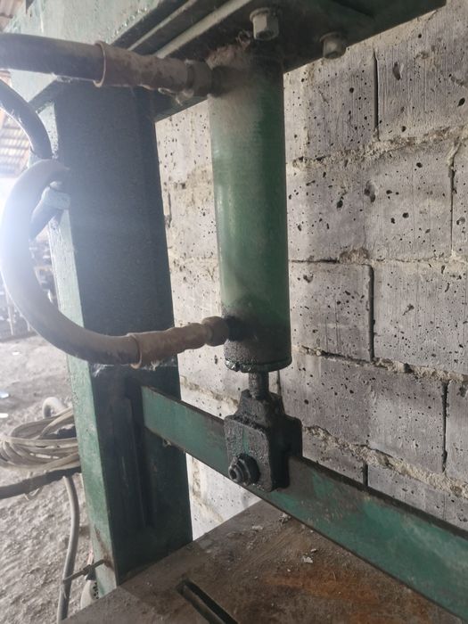 Електрогідравлічний прес 380