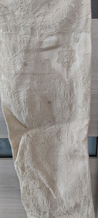 Spodnie z materiału M L biodrowki rurki kremowe resalsa