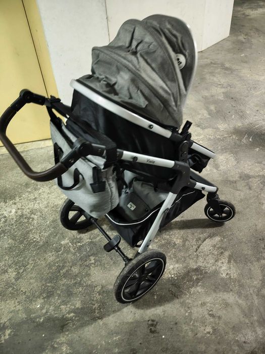 Carrinho de bebé trio