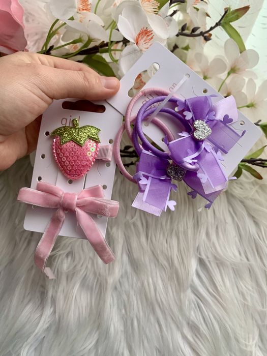 Zestaw spinek i gumek do włosów dla dziewczynki