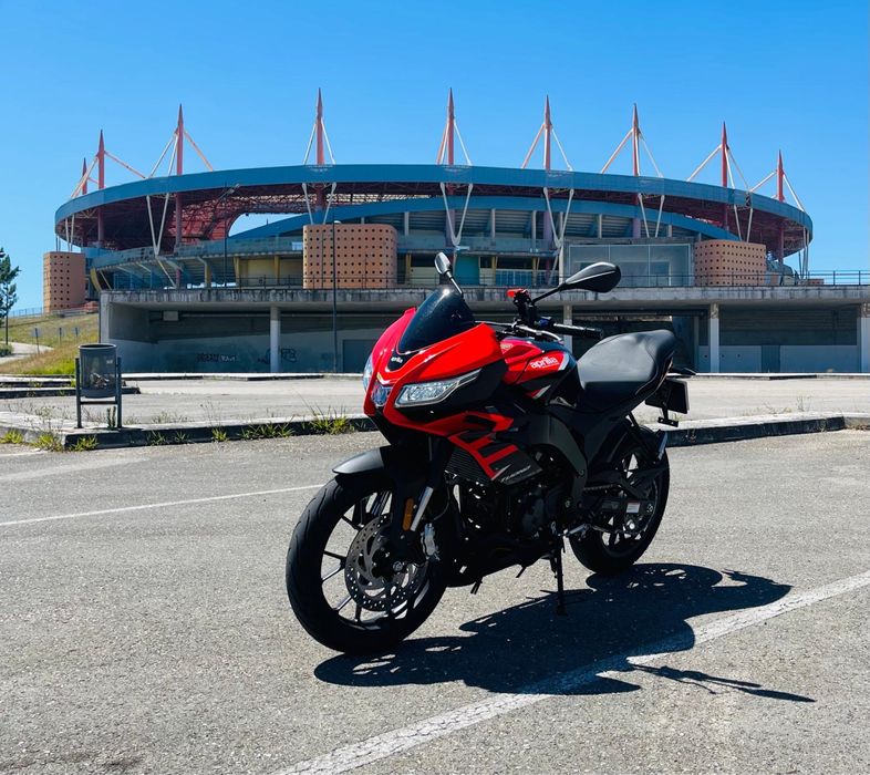 Vendo Aprilia tuono 125cc