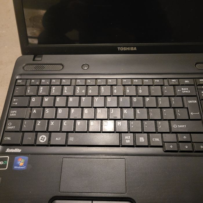 Toshiba satellite nie włącza się