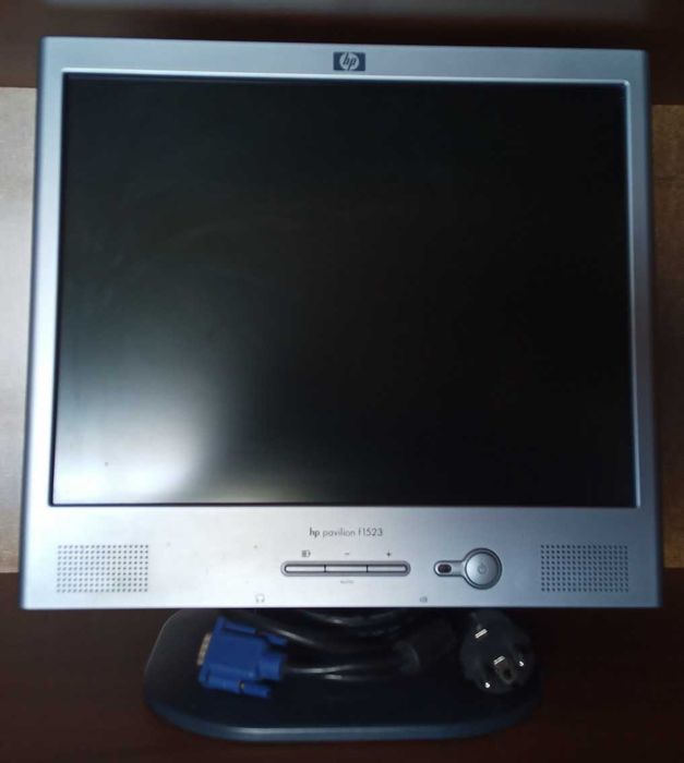 Eletrónica; Fontes PC, cabos, ventoinhas, transformadores, Ecrãn