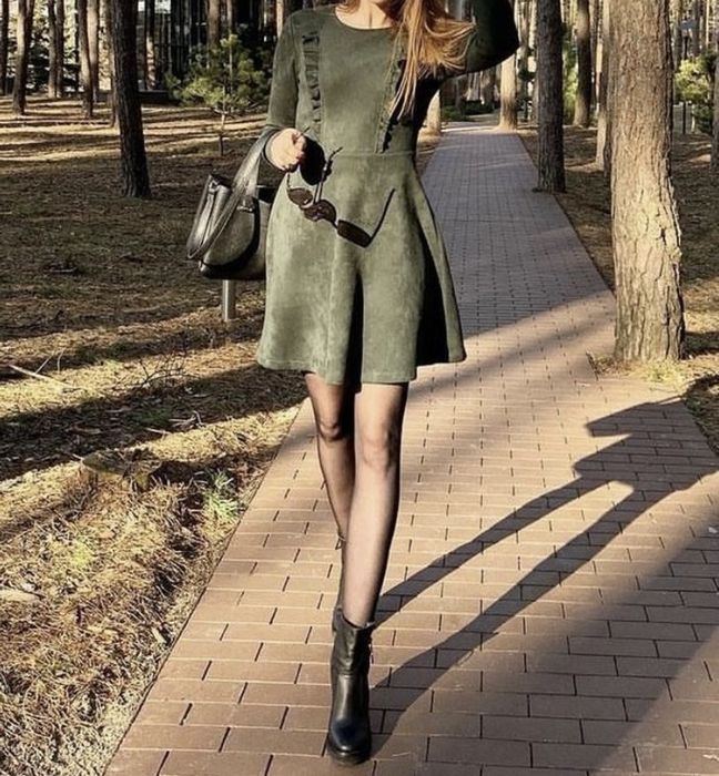 Сукня замшева зелена