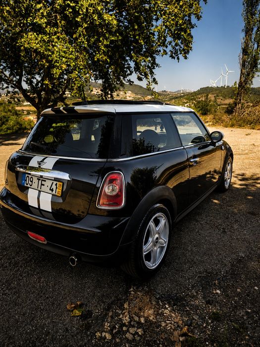Mini cooper one D 1.6 diesel teto panorâmico