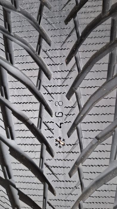 Nokian 235/55 R17 SnowProof 8 mm 2023