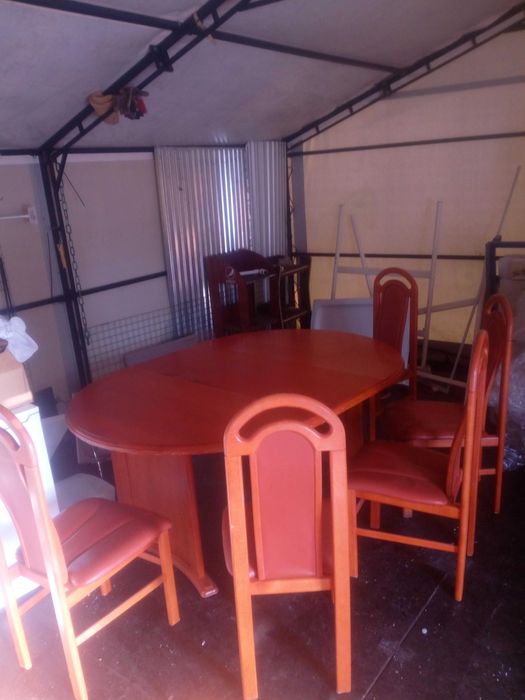 stół rozkładany+ 6 krzeseł skóra lite drewno stylowy Hajnówka b.dobry