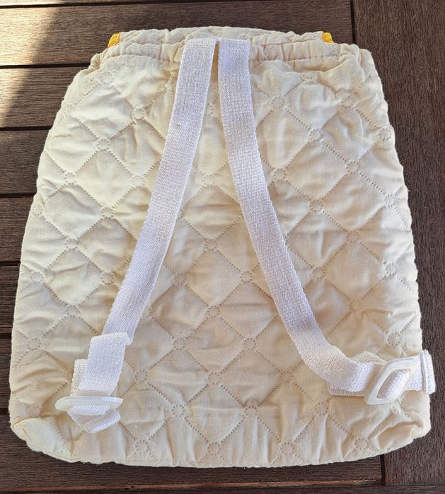 Mochila pequena criança