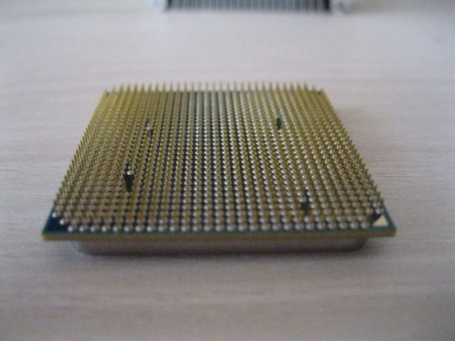 Процесор AMD Sempron 140