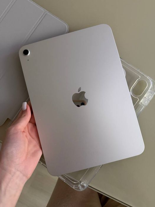 Продам Планшет Apple ipad 11’’ A16 Wifi 128gb Silver